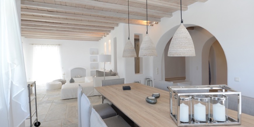 Villa Rentals Psarou